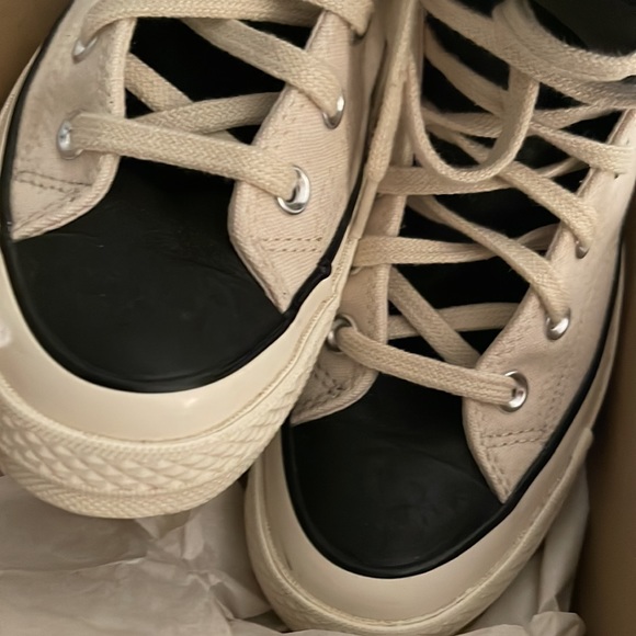 Converse ESSENTIALS! Worn once! - Picture 5 of 5